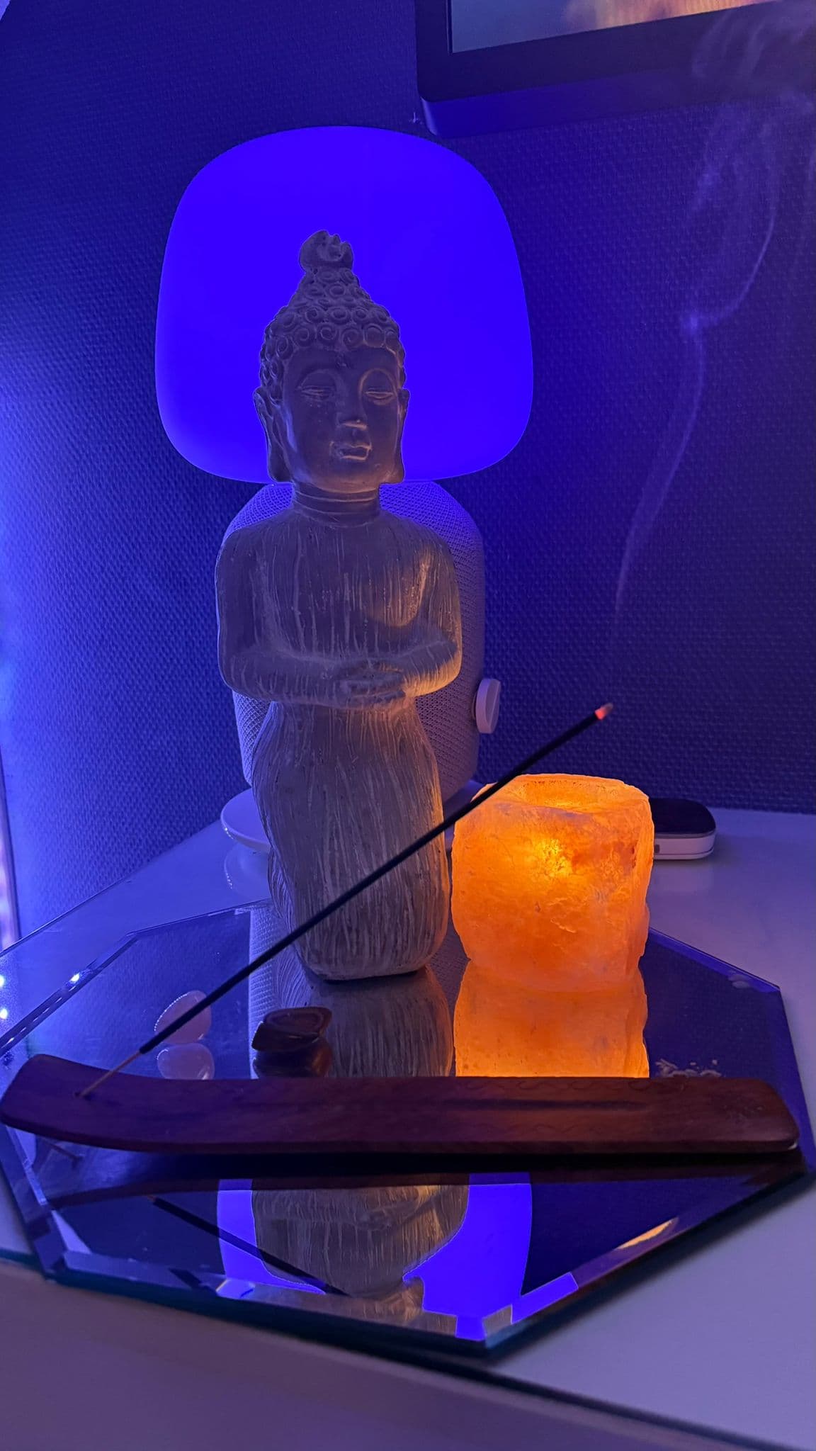 Boeddha en zoutlamp
